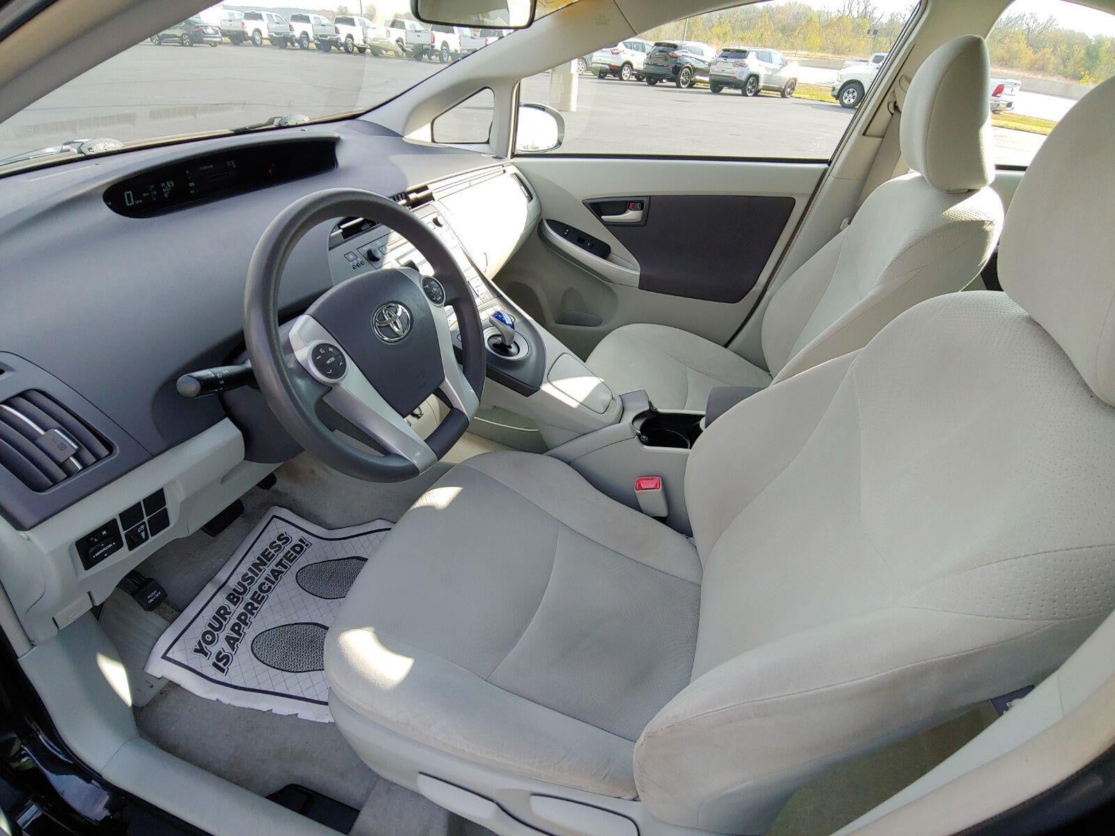 2011 Toyota Prius I