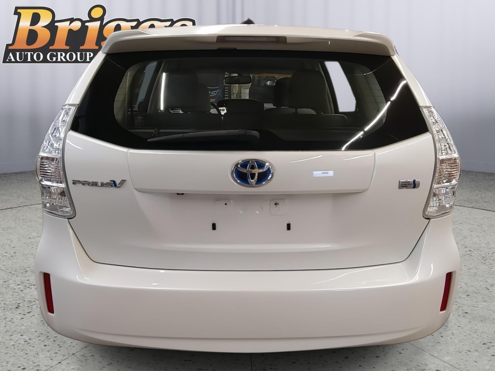 2012 Toyota Prius v Two