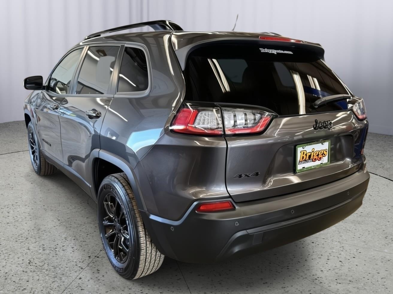 2023 Jeep Cherokee Altitude Lux