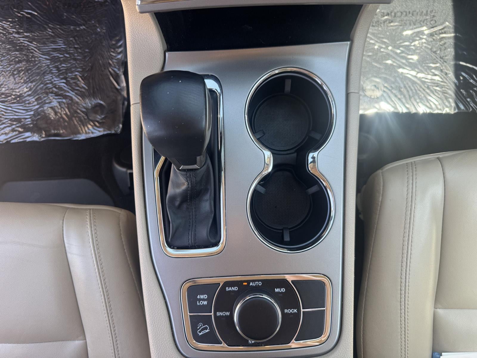 2020 Jeep GRAND CHEROKEE Limited