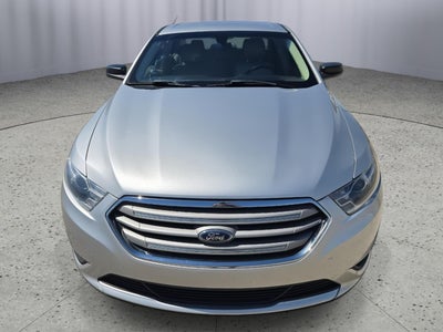 2017 Ford Taurus SE