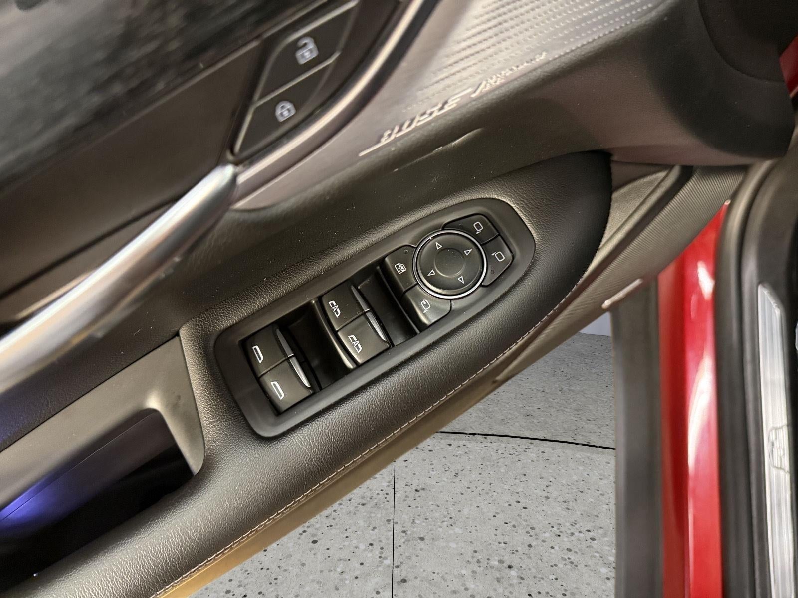 2021 Cadillac XT5 AWD Premium Luxury