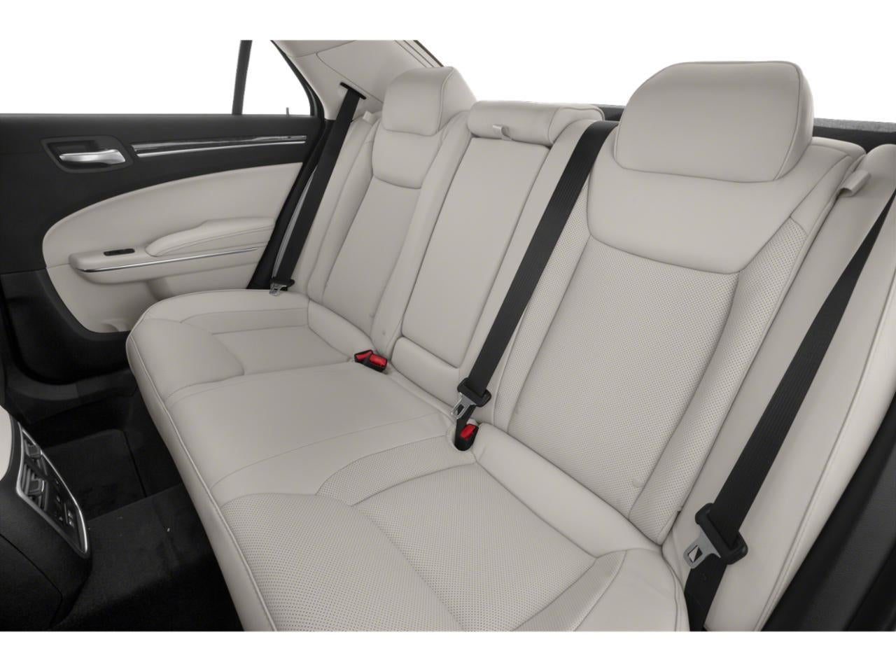 2019 Chrysler 300 Touring L