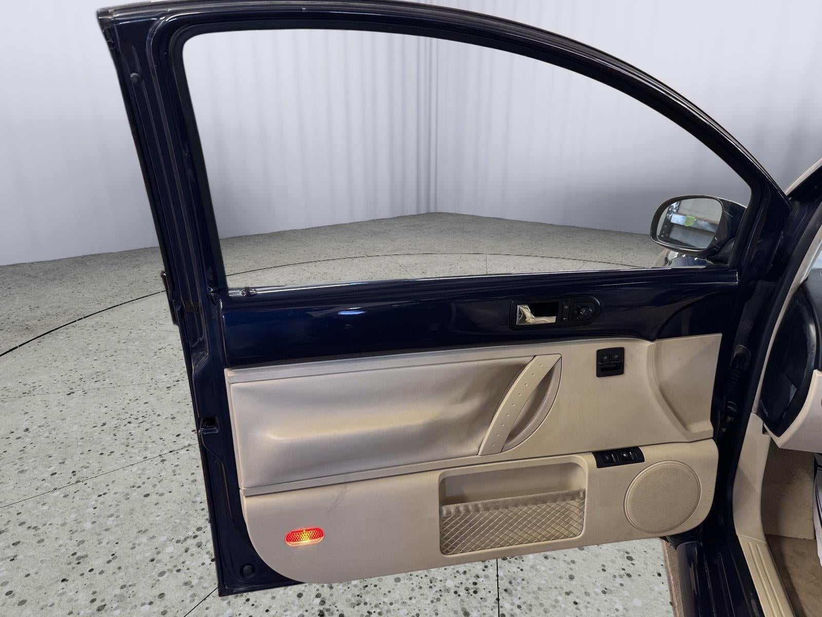 2001 Volkswagen BEETLE GLS