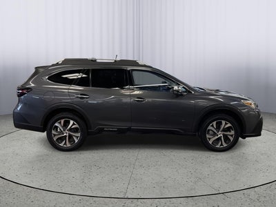 2022 Subaru Outback Touring XT