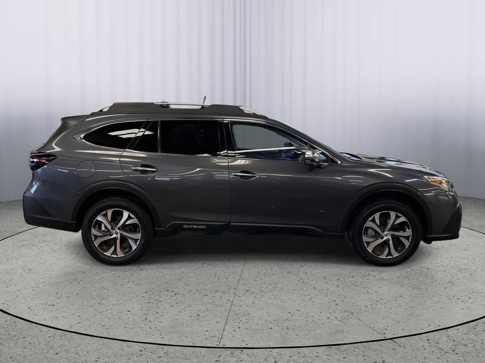 2022 Subaru Outback Touring XT