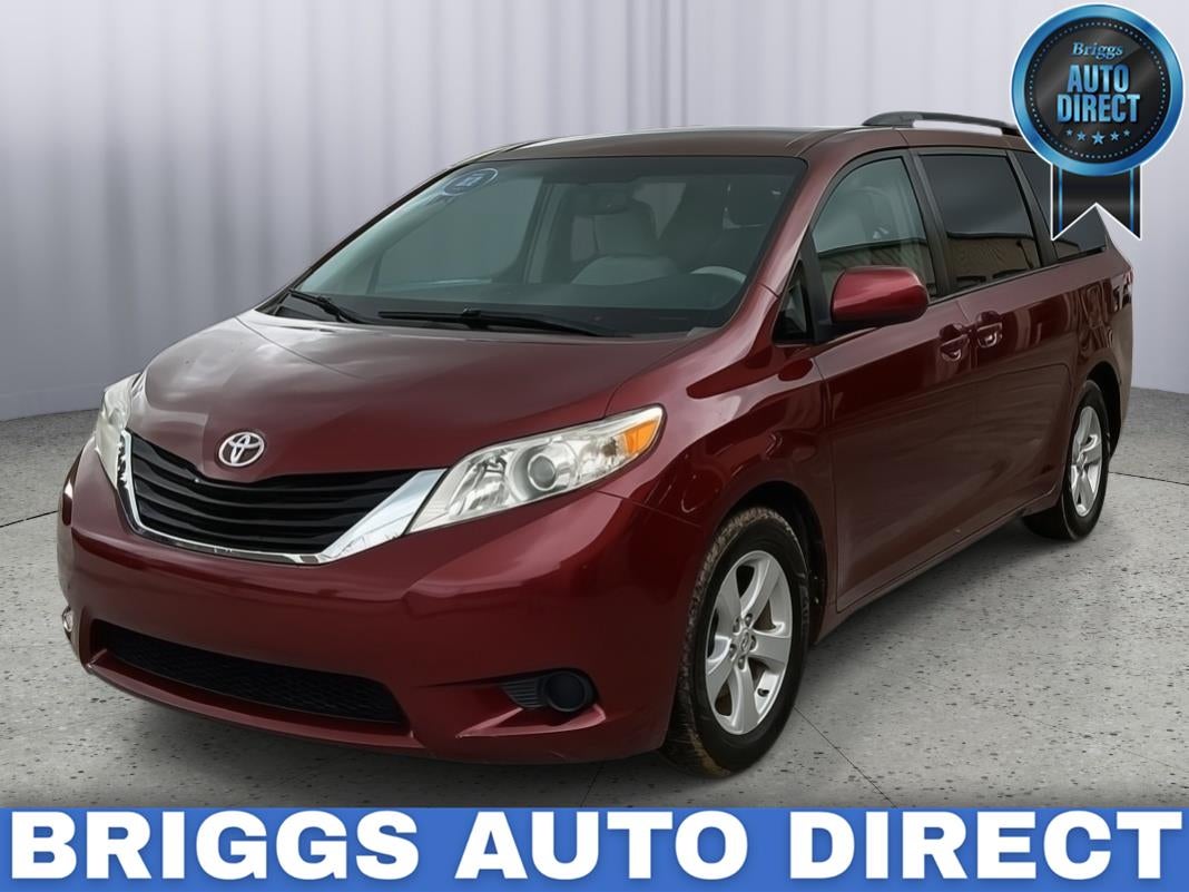 2011 Toyota Sienna LE 7-Passenger
