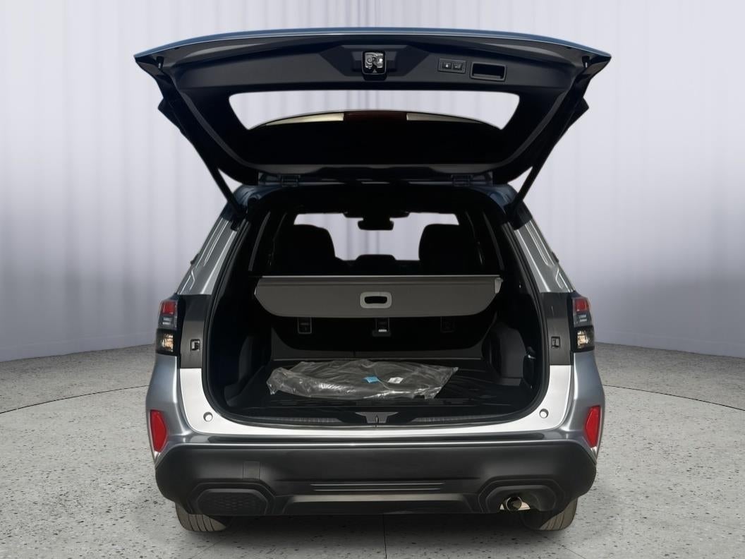 2025 Subaru Forester Premium Hybrid