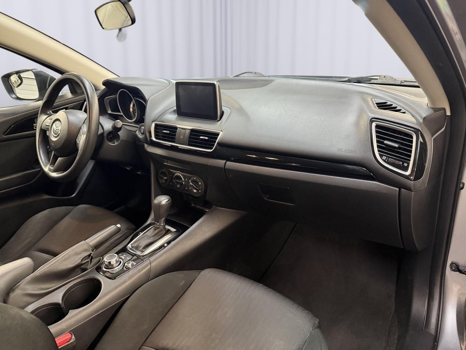 2016 Mazda Mazda3 i Sport