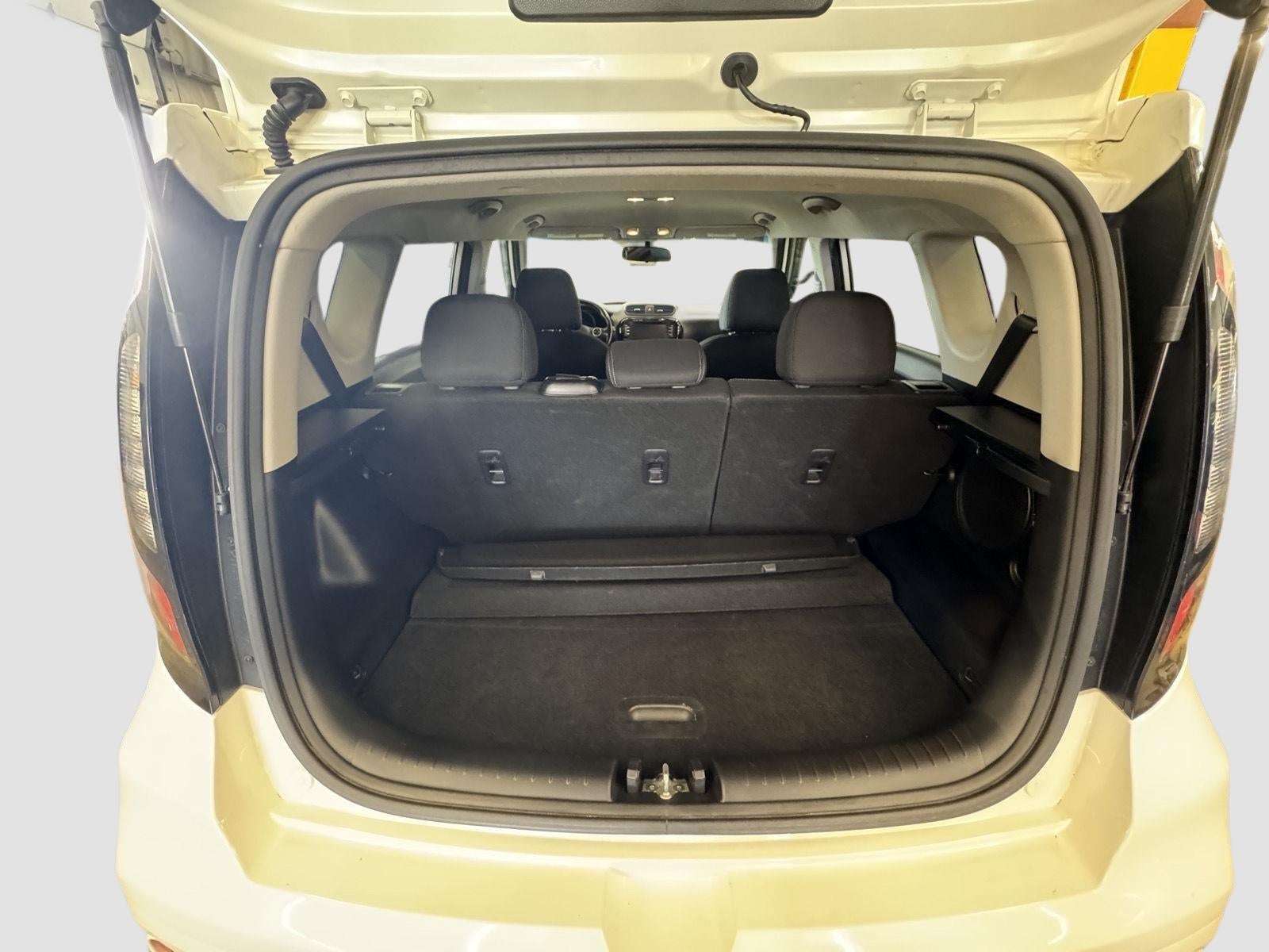 2019 Kia Soul +