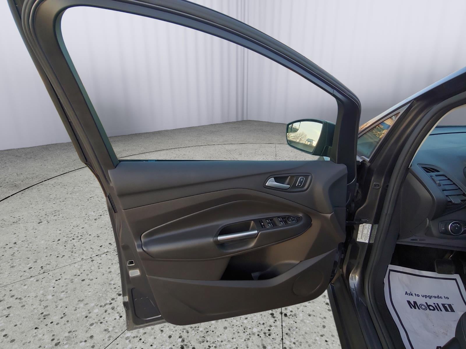 2017 Ford C-Max Hybrid SE