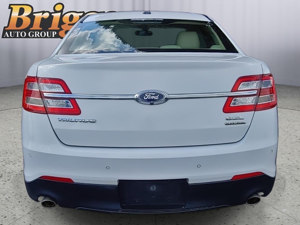 2018 Ford Taurus SEL