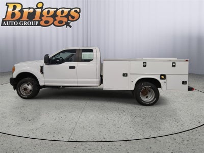 2017 Ford Super Duty F-350 DRW XL