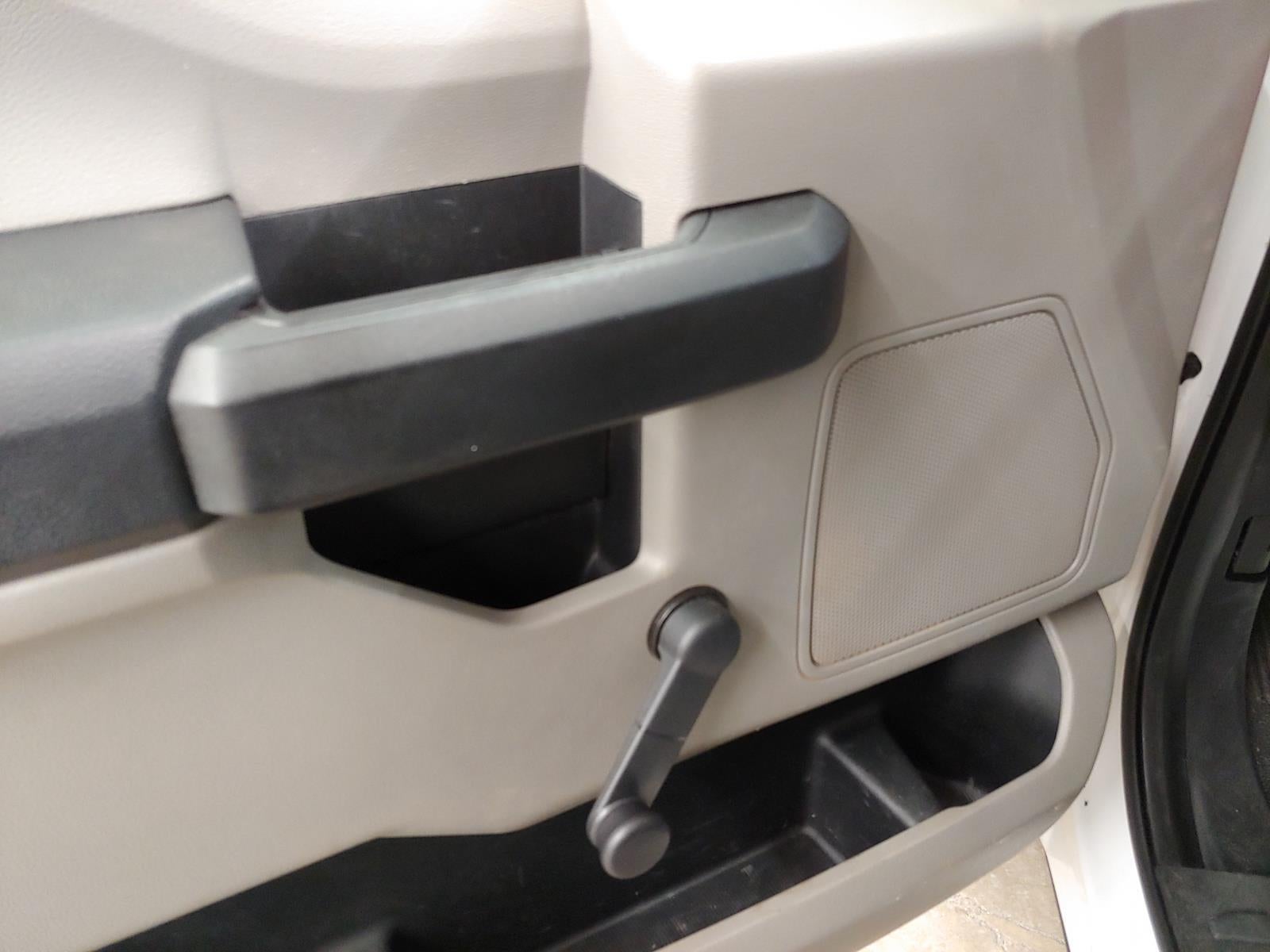 2017 Ford Super Duty F-350 DRW XL