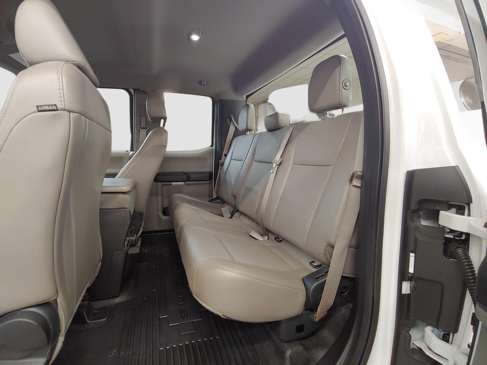 2017 Ford Super Duty F-350 DRW XL