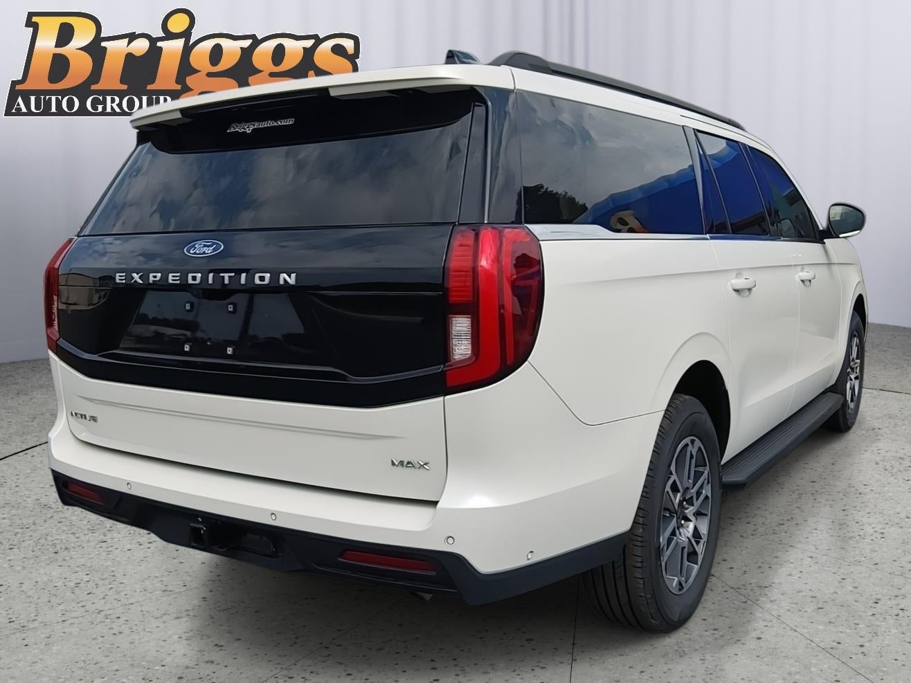 2025 Ford Expedition Max Active