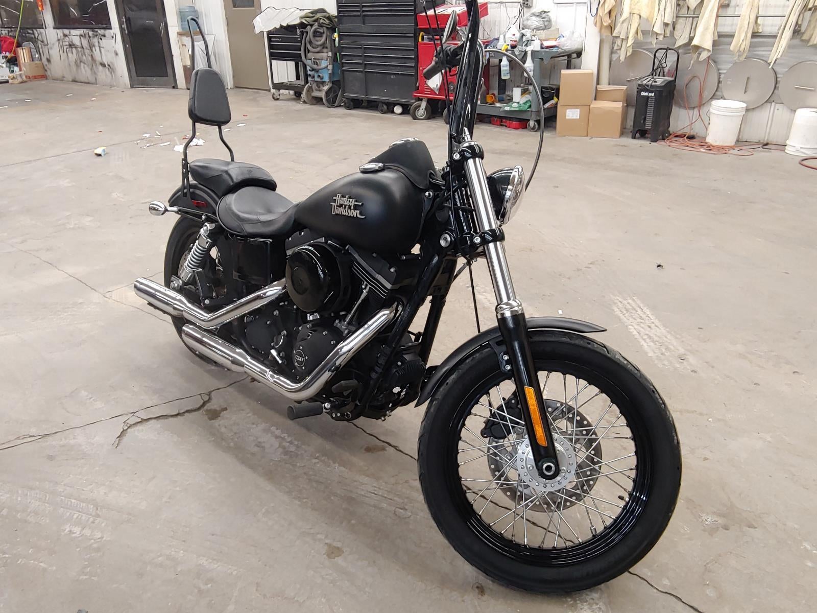 2015 HARLEY-DAVIDSON STREET Base