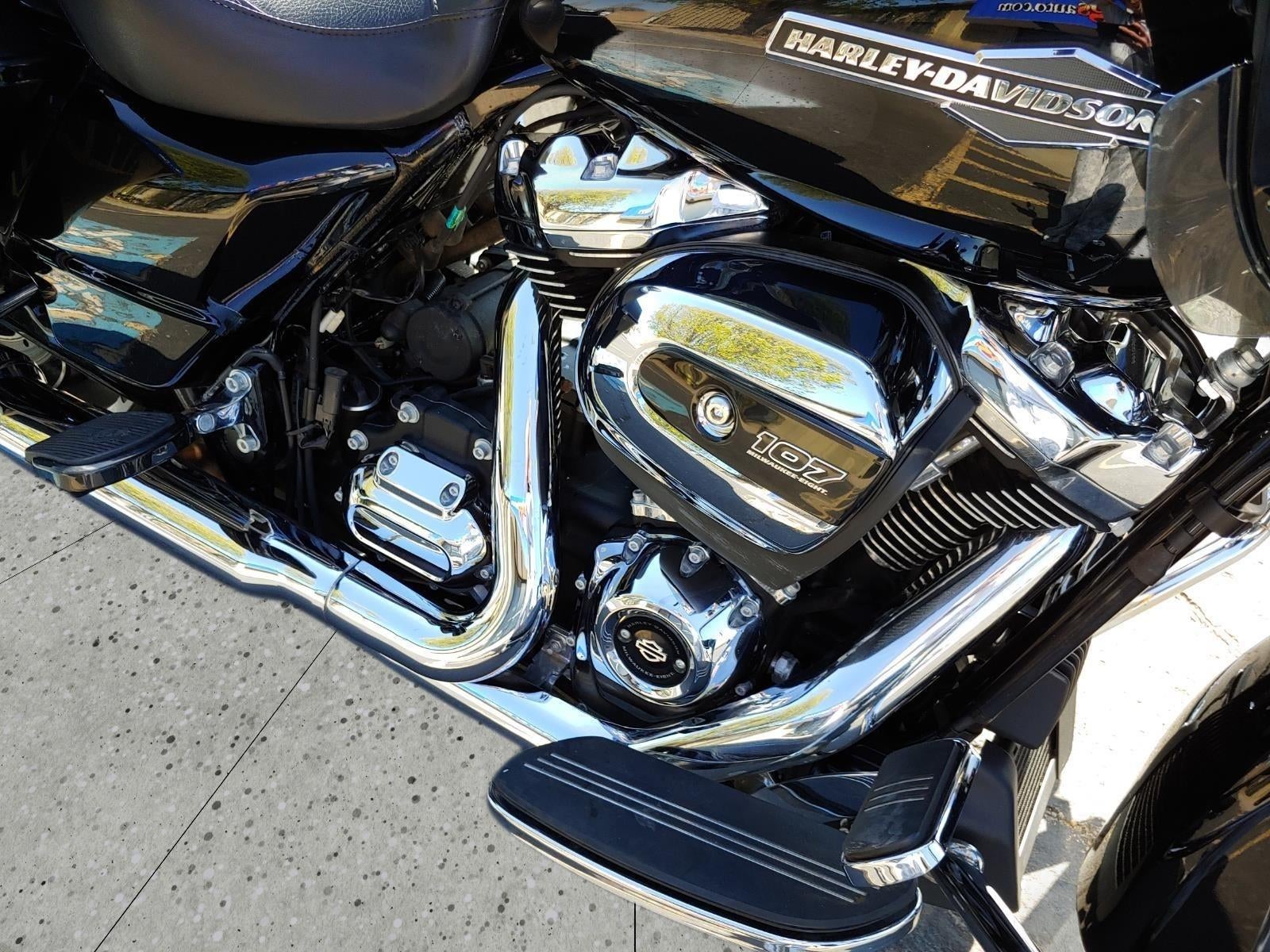 2023 HARLEY-DAVIDSON ROAD GLIDE Base