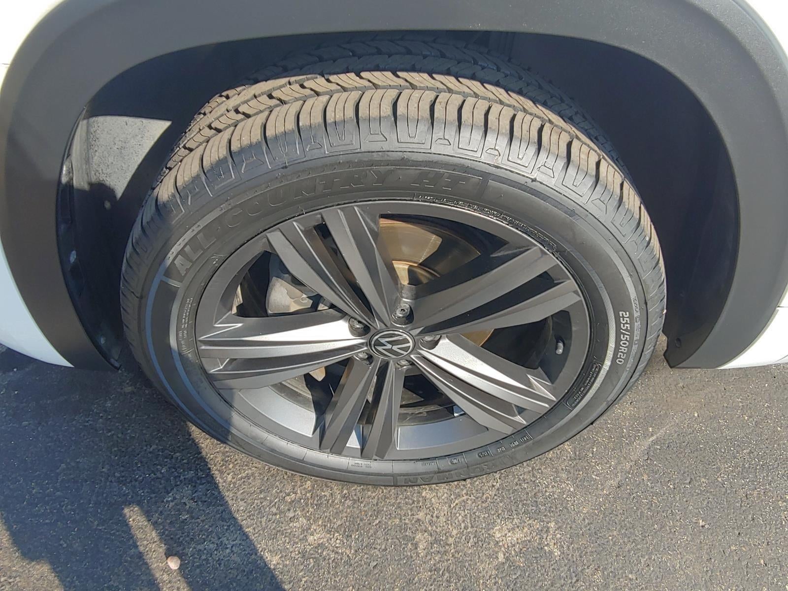 2021 Volkswagen Atlas Cross Sport 3.6L V6 SE w/Technology R-Line