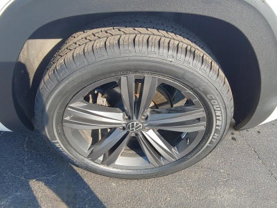 2021 Volkswagen Atlas Cross Sport 3.6L V6 SE w/Technology R-Line