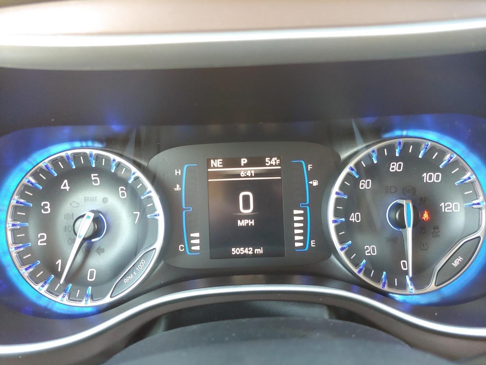 2024 Chrysler Voyager LX