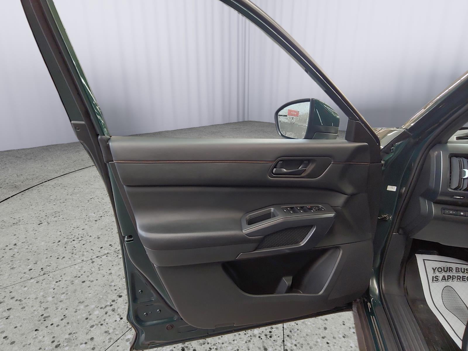2023 Nissan Pathfinder Rock Creek