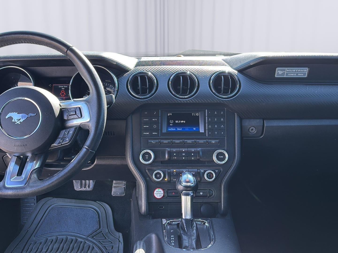 2015 Ford MUSTANG Base