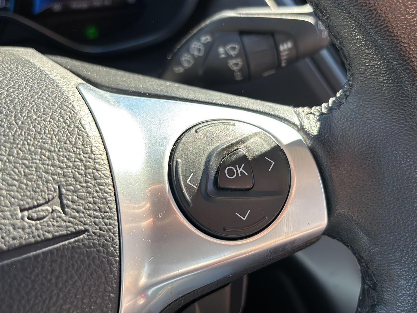 2017 Ford C-MAX HYBRID Base