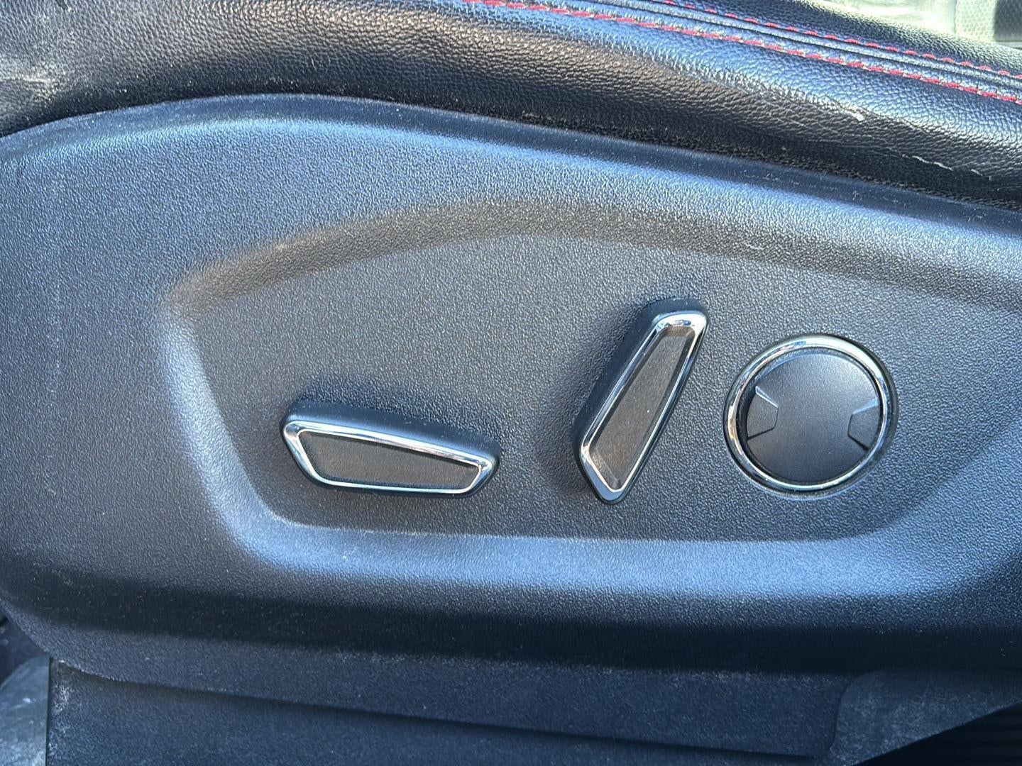 2016 Ford EXPLORER Base