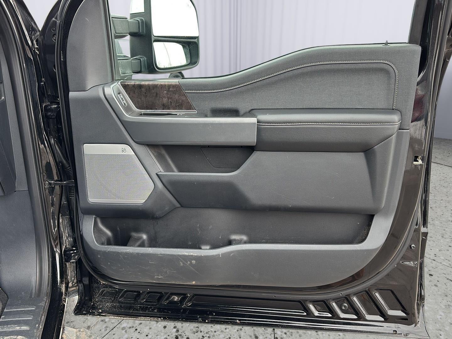 2023 Ford Super Duty F-250 SRW LARIAT