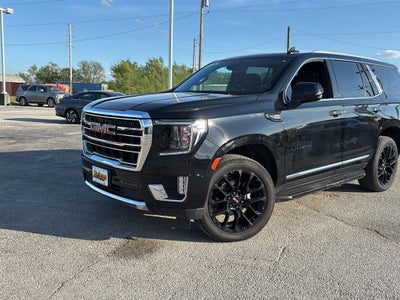 2023 GMC Yukon SLT