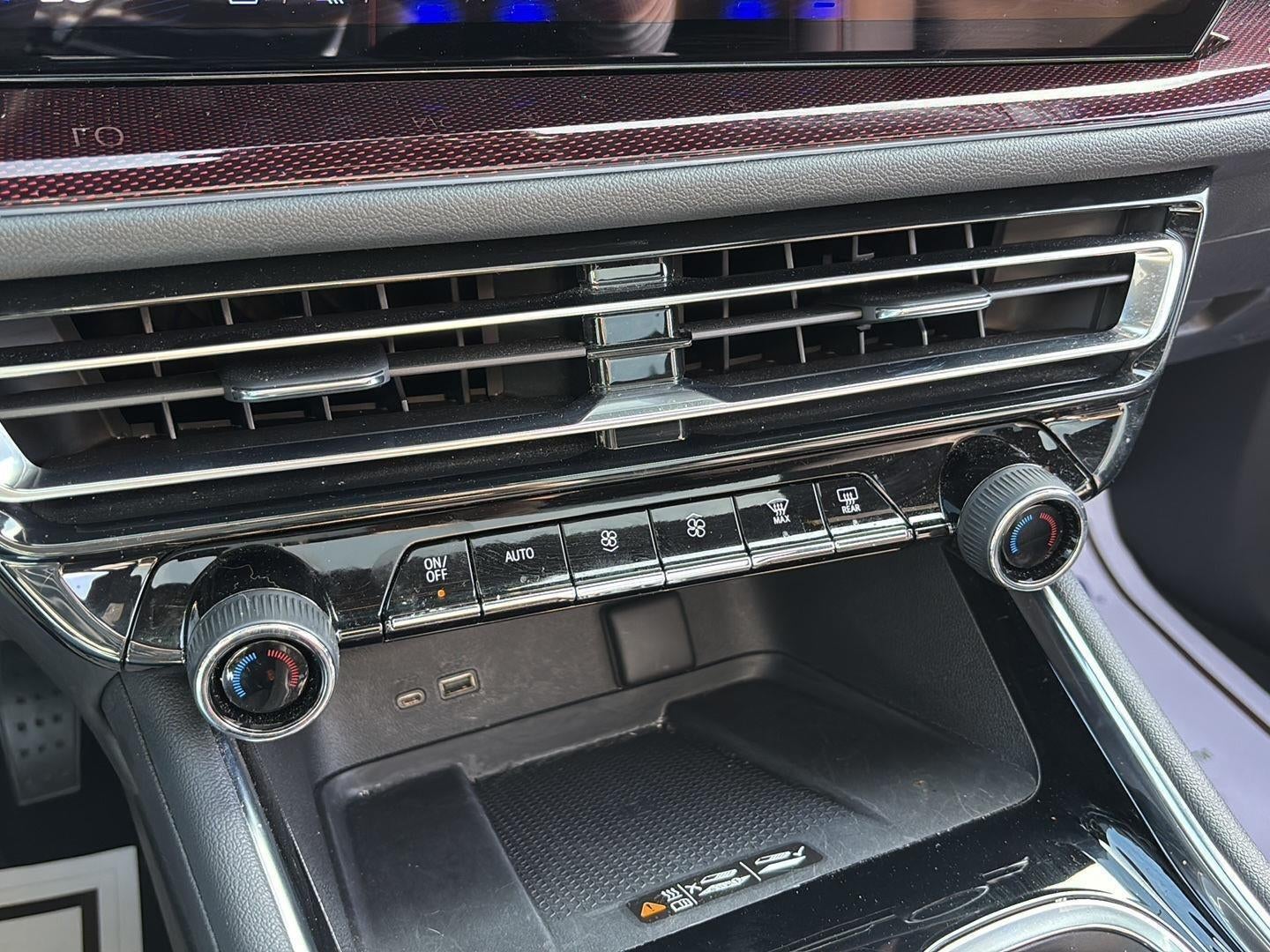 2024 Chevrolet Traverse AWD RS