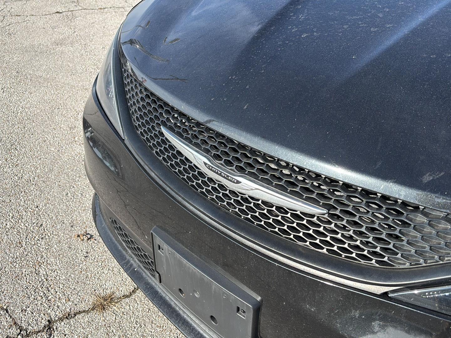 2022 Chrysler Voyager LX