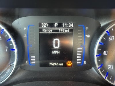 2022 Chrysler Voyager LX