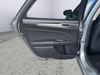 2020 Ford Fusion Hybrid SE