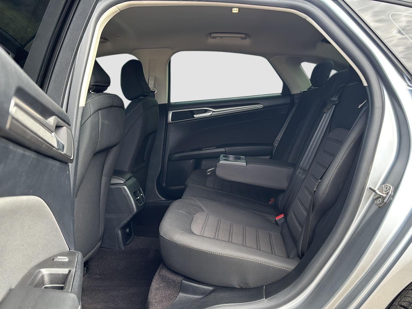 2020 Ford Fusion Hybrid SE