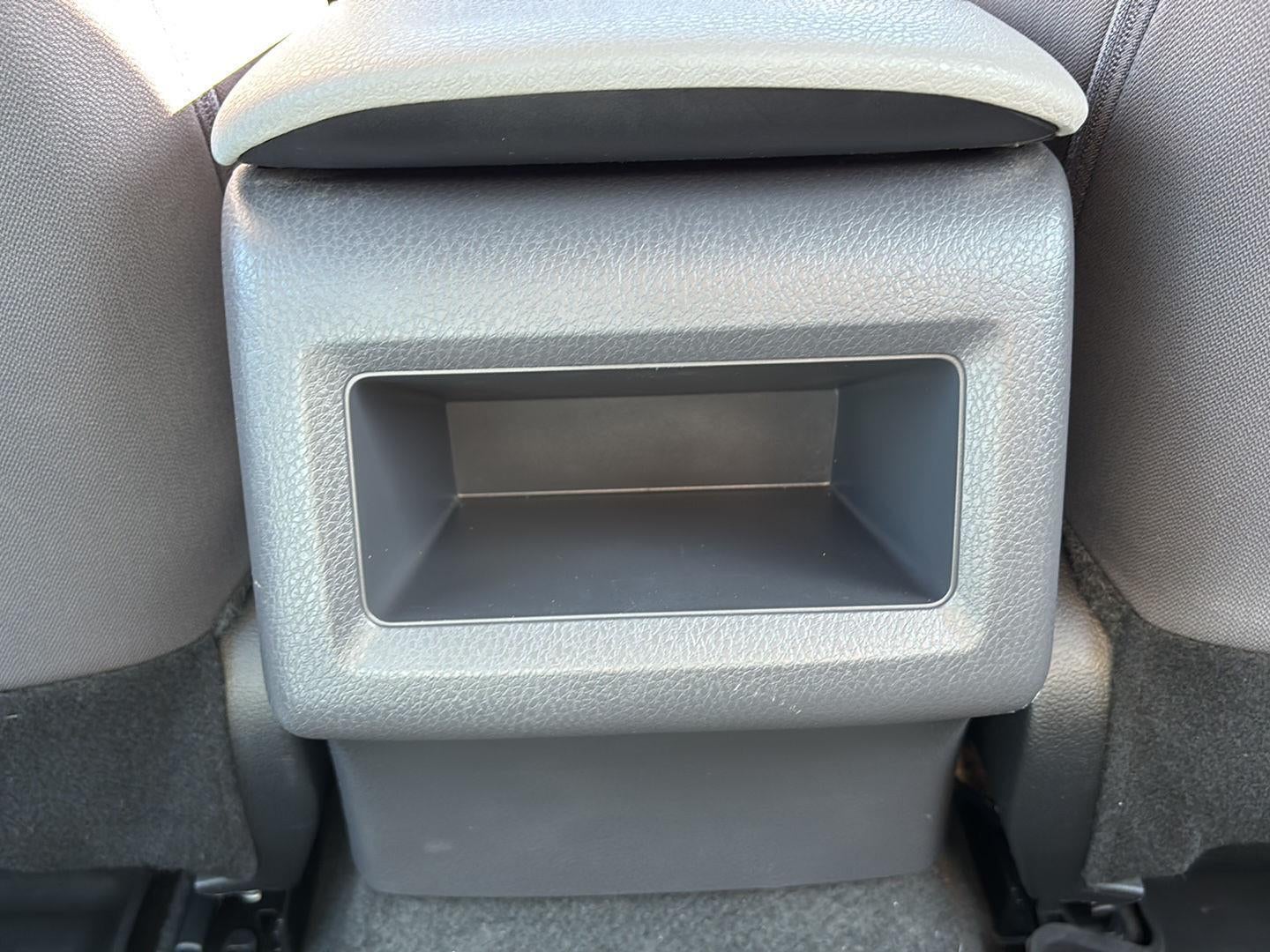 2022 Toyota Camry Hybrid LE