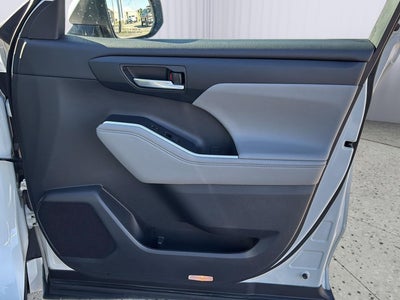 2020 Toyota Highlander Hybrid XLE