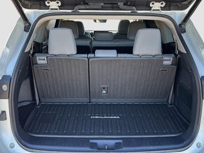 2020 Toyota Highlander Hybrid XLE