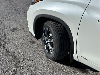 2020 Toyota Highlander Hybrid XLE