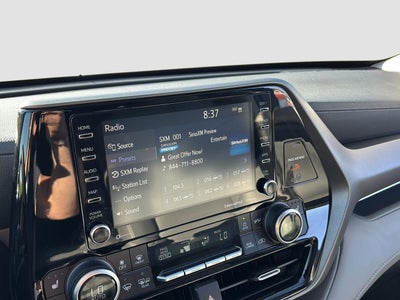 2020 Toyota Highlander Hybrid XLE