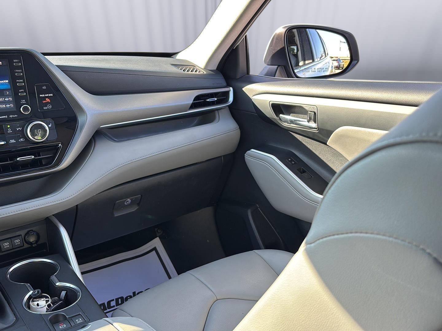 2020 Toyota Highlander Hybrid XLE