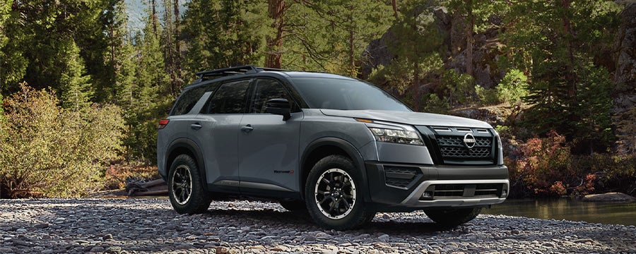 NISSAN Pathfinder Briggs Nissan in Manhattan KS