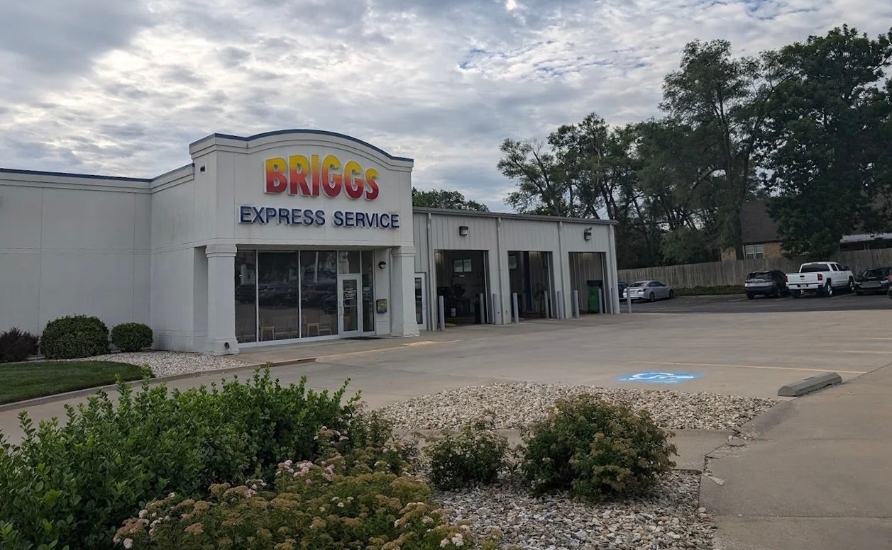 Nissan Express Service Technician